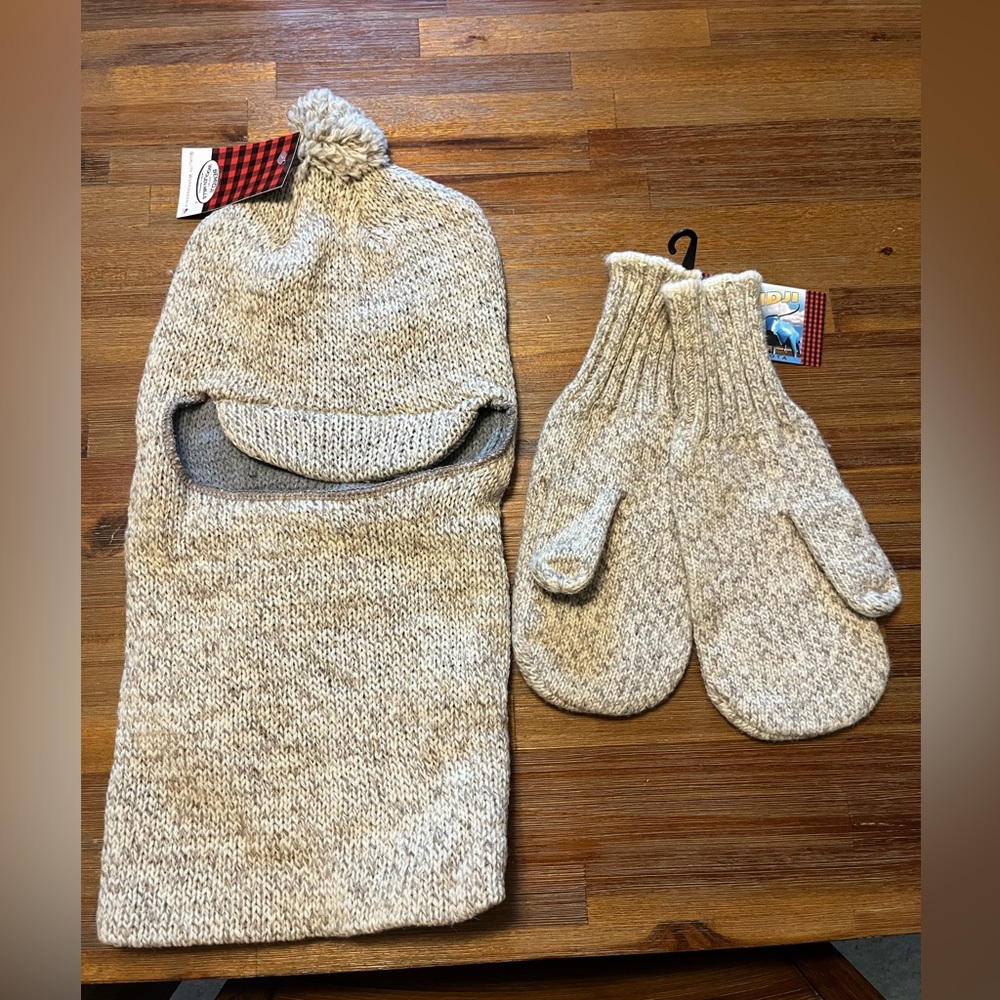Mens Bemidji Wollen Mills wool mittens and hat/face mask